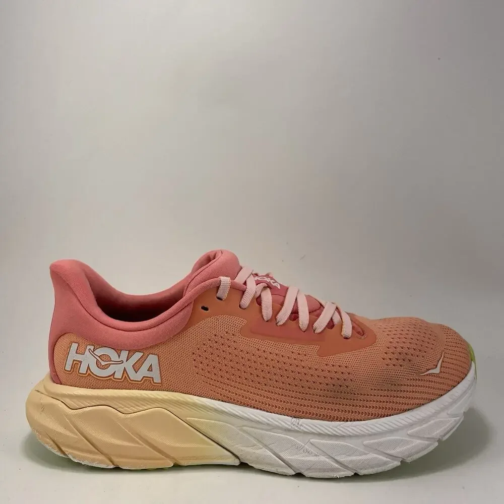 Hoka One One Arahi 7 Running Shoes Womens Size 9B Papaya/Coral Athletic Sneaker
